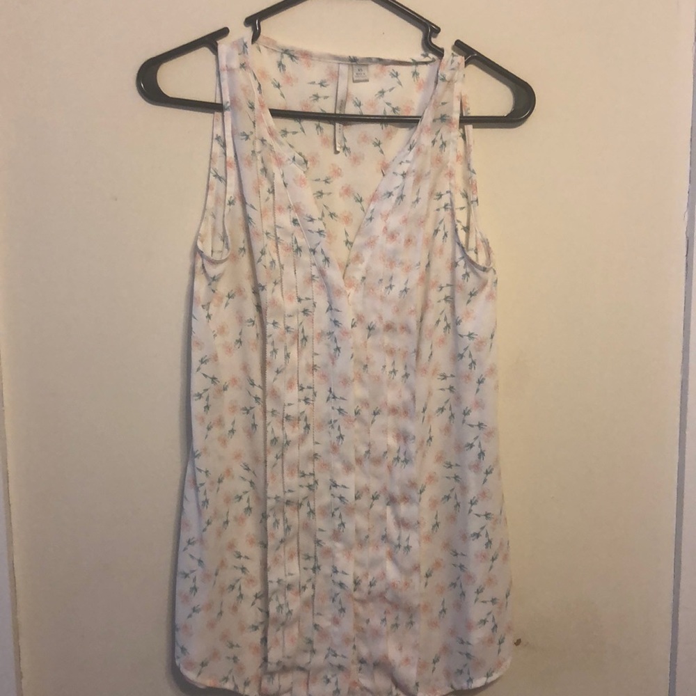 White, pleated button-down with floral print